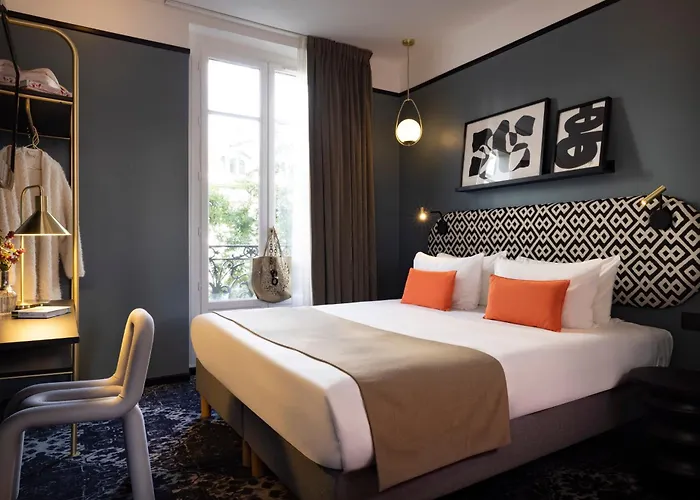 Palais De Chaillot Paris