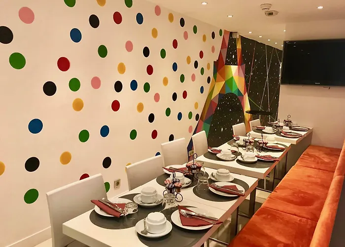 Palais De Chaillot Hotel Paris