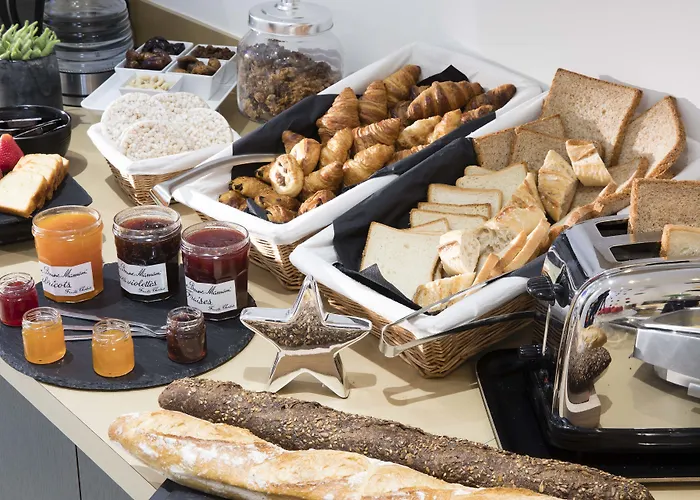 Palais De Chaillot Hotel Paris