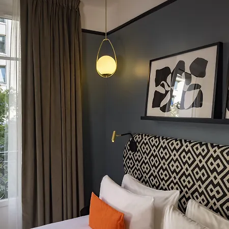 Palais De Chaillot 3*